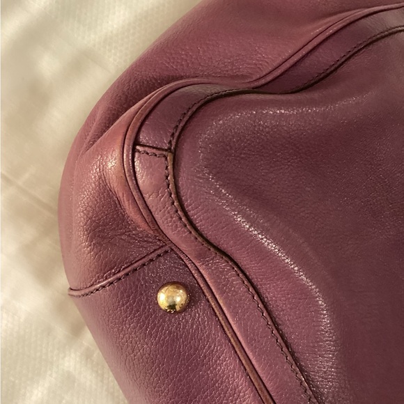 SALVATORE FERRAGAMO
Leather Shoulder Bag - Picture 7 of 14